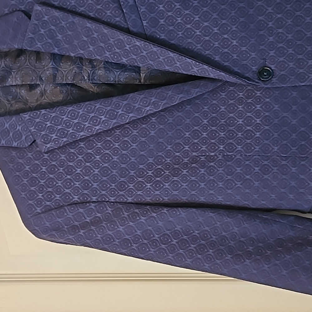 Blazer - Picture 2 of 3